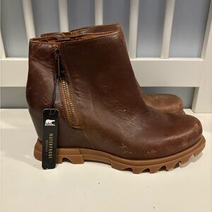 Sorel Joan of arctic wedge booties
